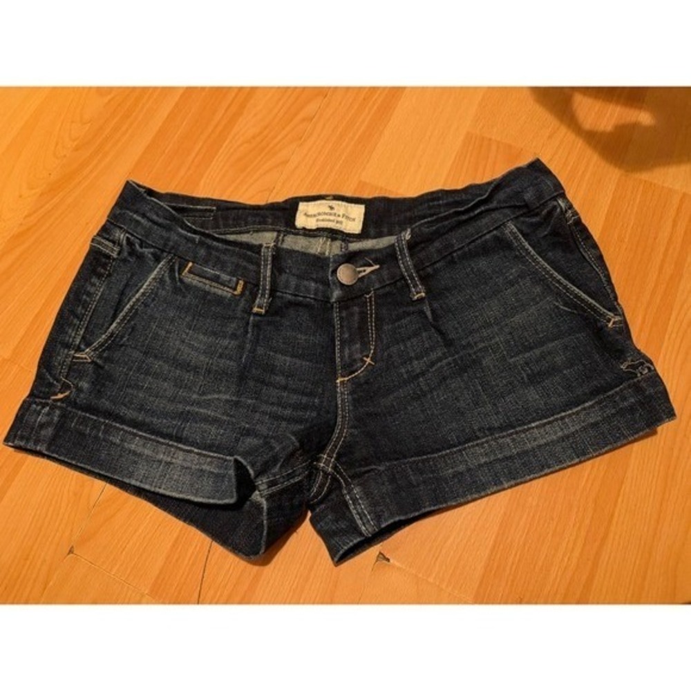 Abercrombie and Fitch Y2k Low Rise Shorts Size 0